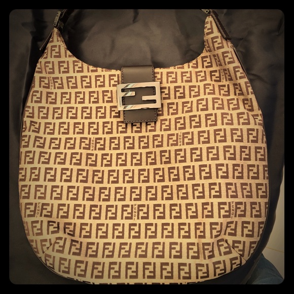 Authentic Fendi shoulder bag (new)